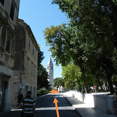 Palace Πανσιόν Σπλιτ