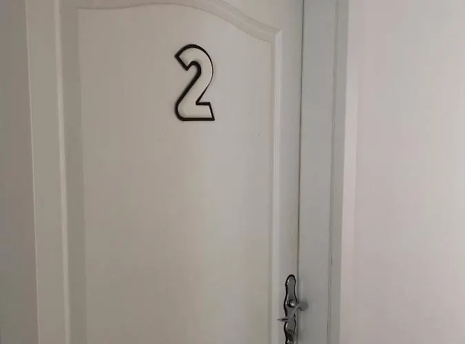 Palace Inn Rooms Guest house