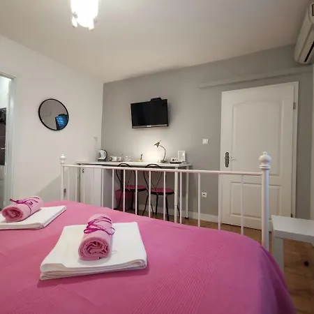 Palace Inn Rooms 3*
